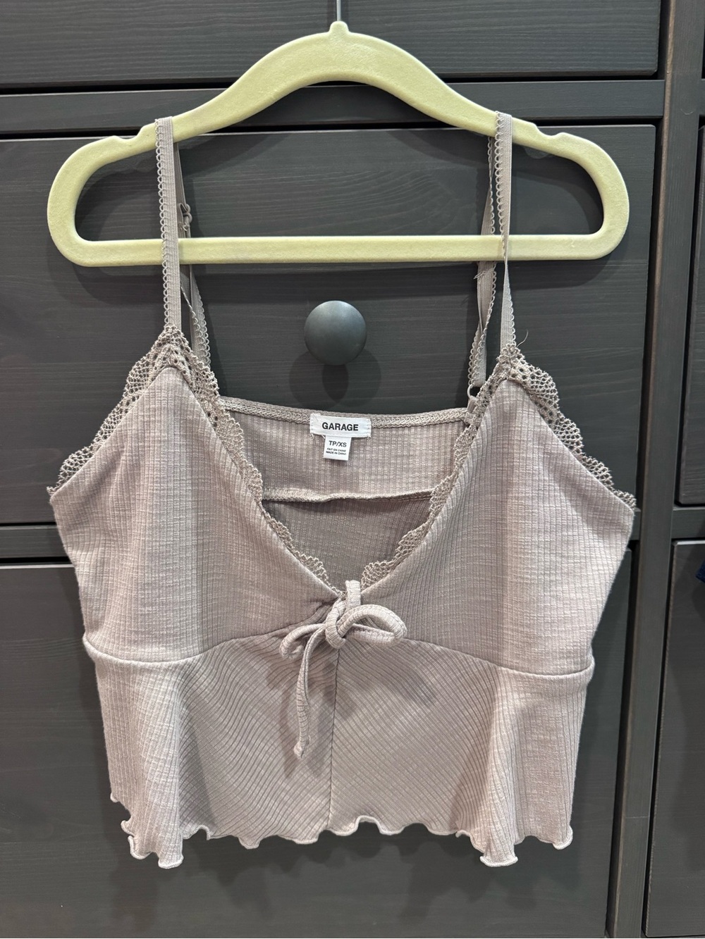Garage Ribbed Lace-Trim Tie-Front Crop Top in Mauve